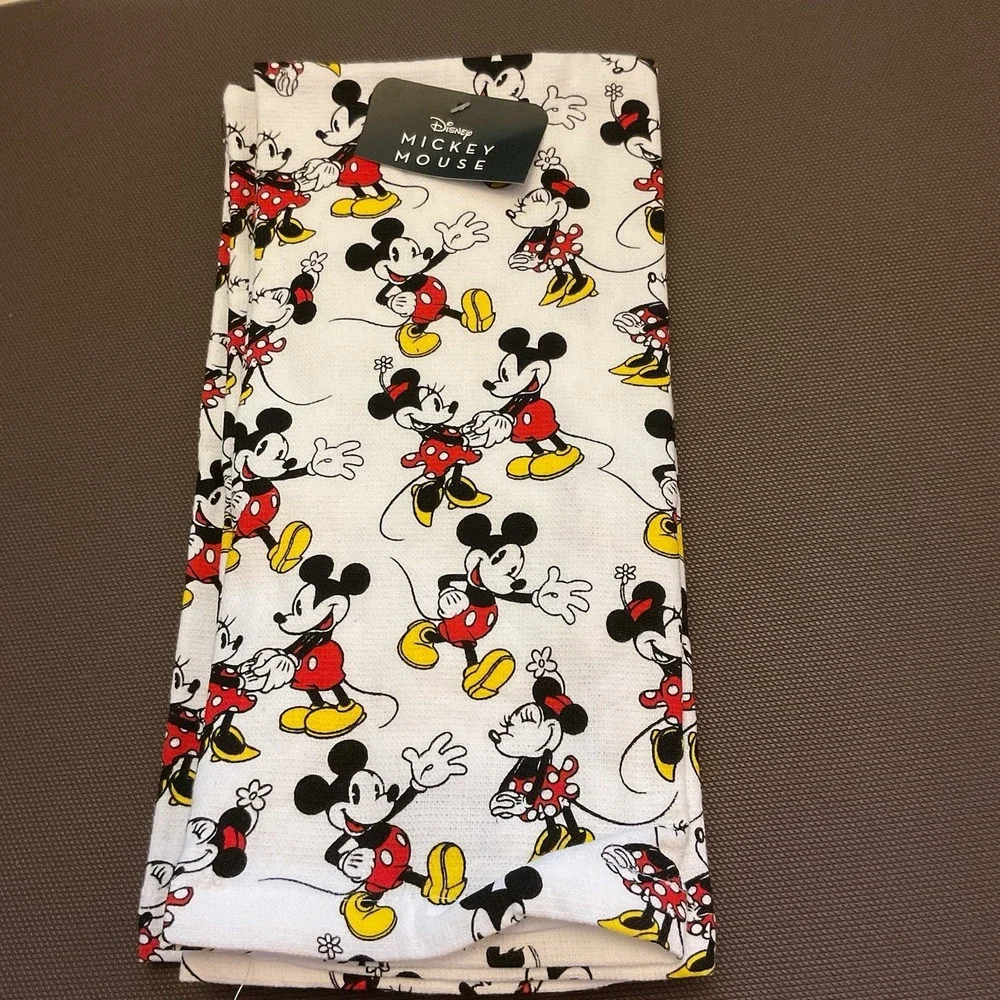NWT Disney Mickey And Minnie 2-pk Kitchen Towels